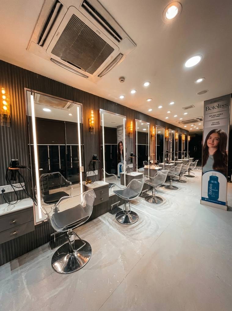 TONI&GUY salon — Styling Stations